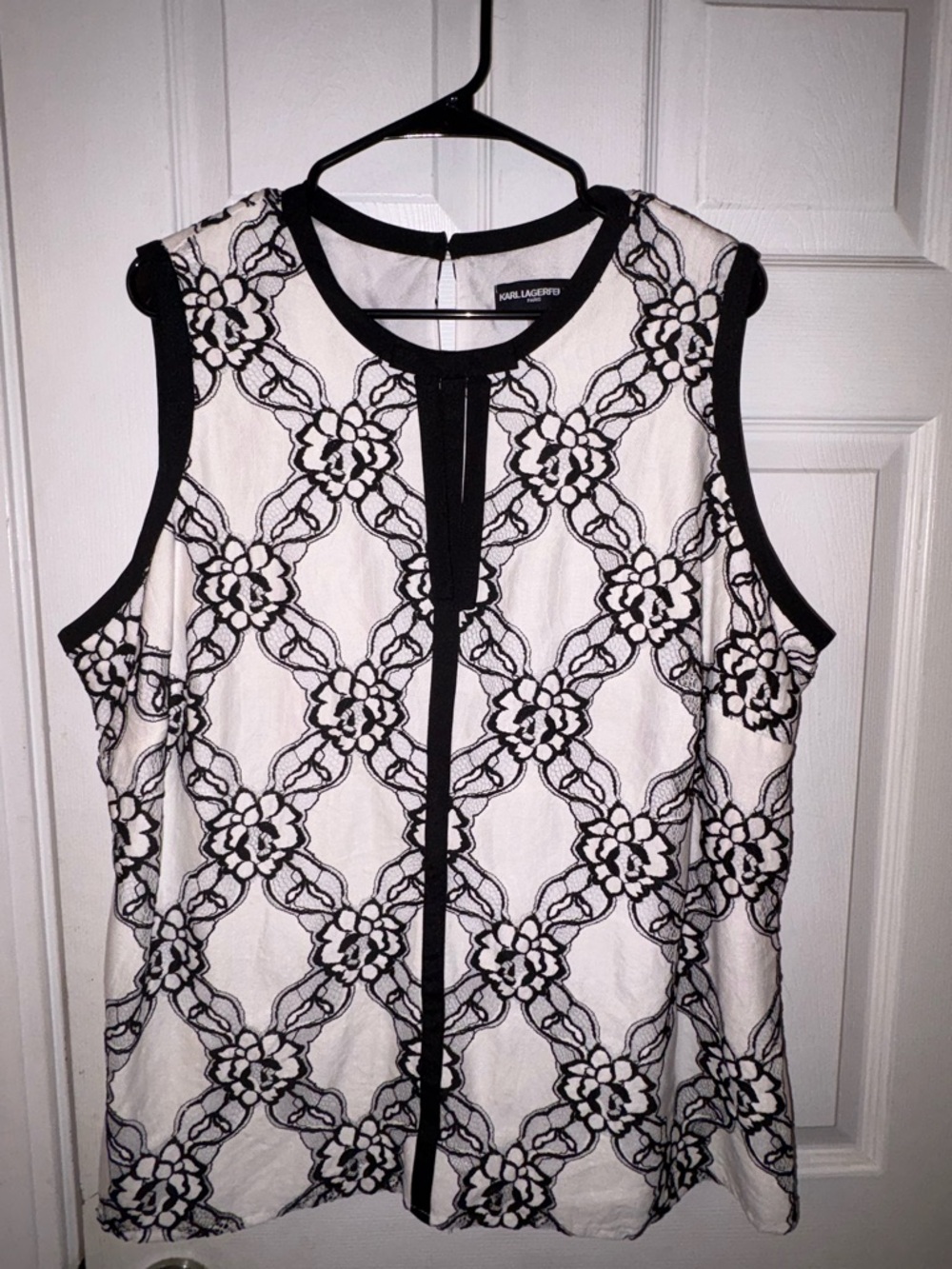Karl Lagerfeld Black and White Sleeveless Lace-Trim Top